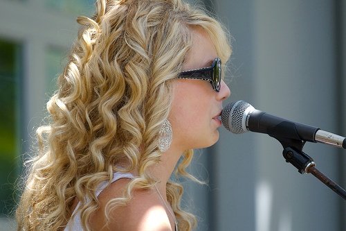 Taylor Swift — Special Yahoo! Performance — photo 19