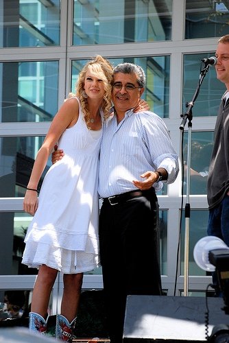 Taylor Swift — Special Yahoo! Performance — photo 23
