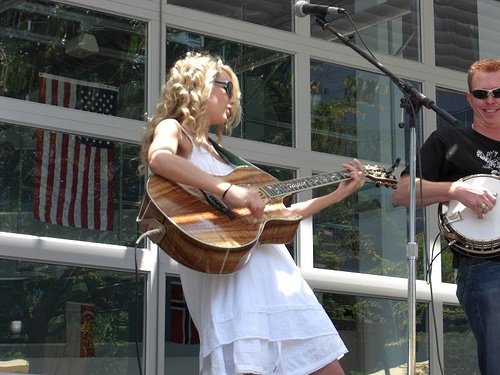 Taylor Swift — Special Yahoo! Performance — photo 75