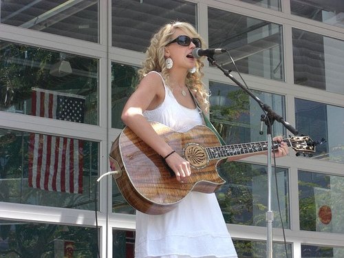 Taylor Swift — Special Yahoo! Performance — photo 86
