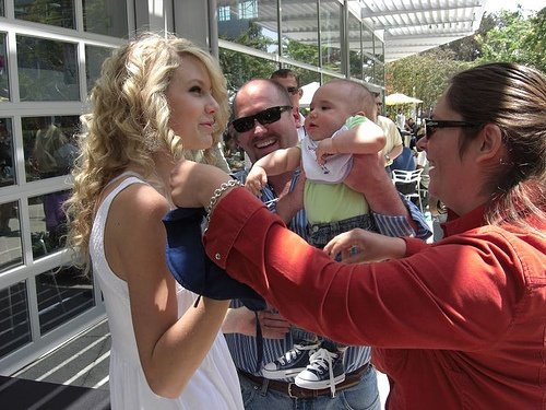 Taylor Swift — Special Yahoo! Performance — photo 94