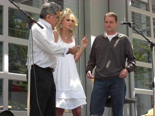 Taylor Swift — Special Yahoo! Performance — photo 100