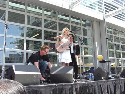 Taylor Swift — Special Yahoo! Performance — photo 110