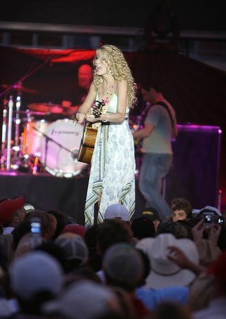 Taylor Swift — @Statesboro, GA — photo 23
