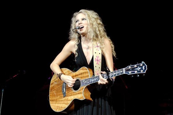 Taylor Swift — @ Sund Advice Amphitheatre — photo 10