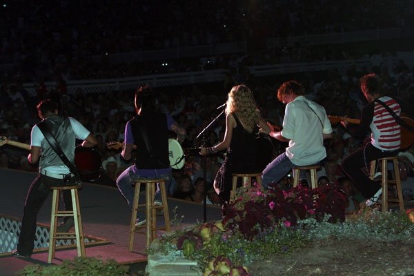 Taylor Swift — 16th Annual Country Thunder — photo 2