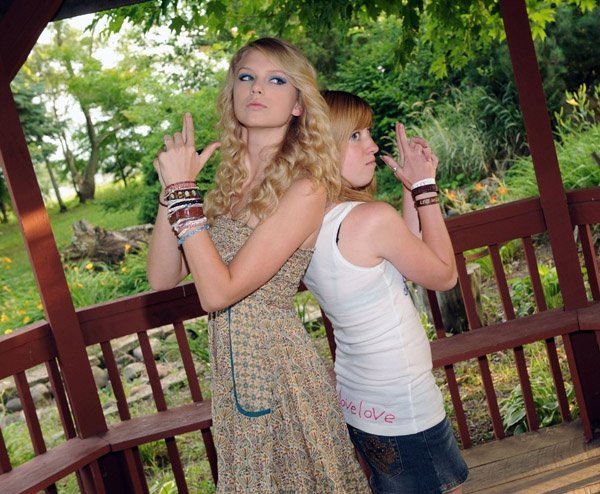Taylor Swift — 16th Annual Country Thunder — photo 19