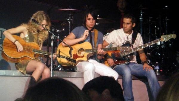 Taylor Swift — @Chattanooga, TN — photo 8