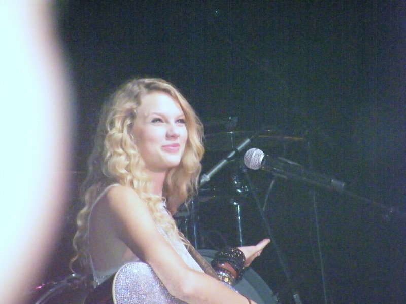 Taylor Swift — @Columbus, Georgia — photo 13