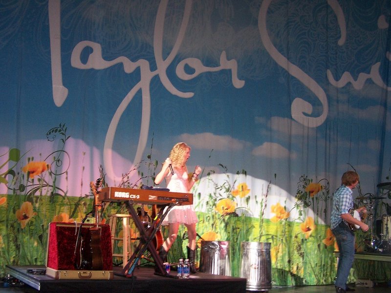 Taylor Swift — @ Milwaukee, Wisconsin — photo 15