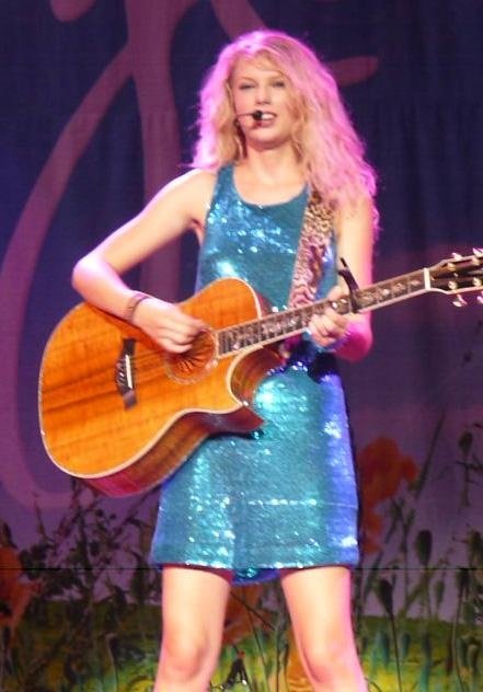 Taylor Swift — @Raleigh North, Carolina — photo 46