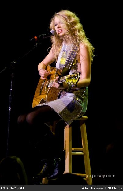 Taylor Swift — @ Rialto Square Theatre — photo 5