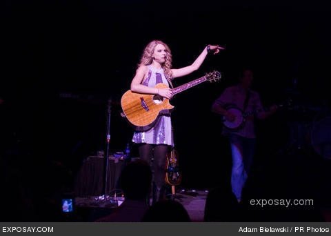 Taylor Swift — @ Rialto Square Theatre — photo 58
