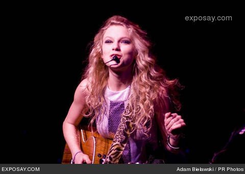Taylor Swift — @ Rialto Square Theatre — photo 59