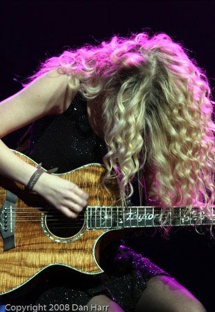 Taylor Swift — Sound and Speed — photo 15