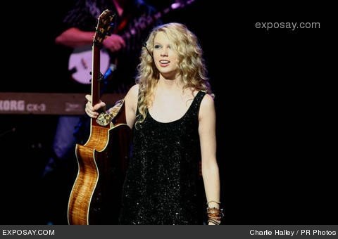 Taylor Swift — @ Tampa Bay Performing Arts Center — photo 9