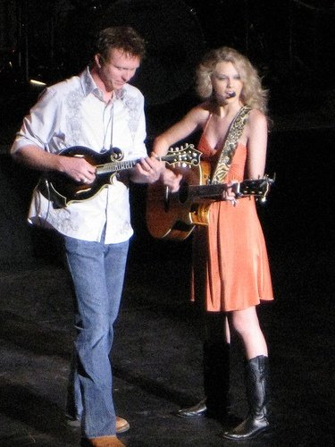 Taylor Swift — @the Wilshire Theatre — photo 9
