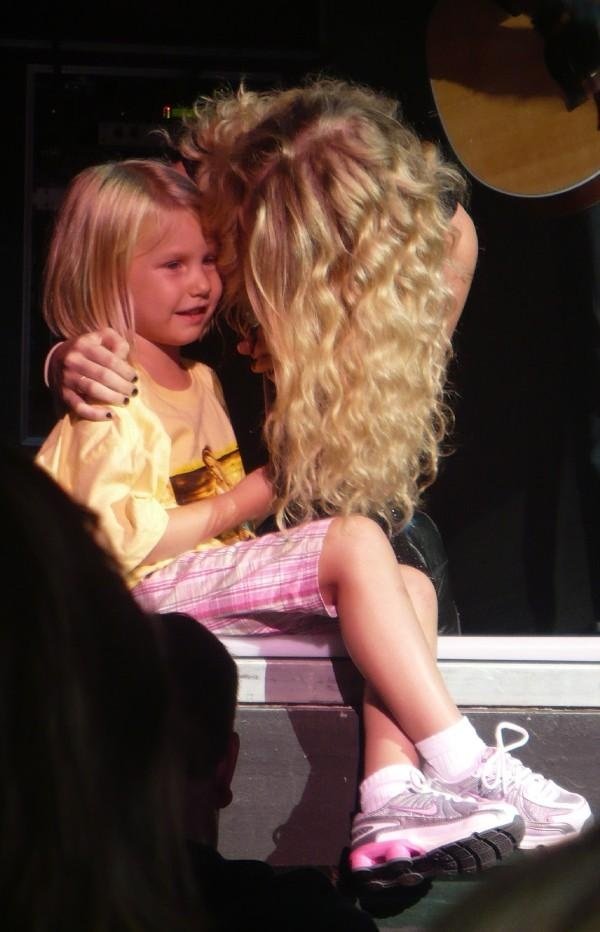 Taylor Swift — @Virginia Beach, Virginia — photo 2