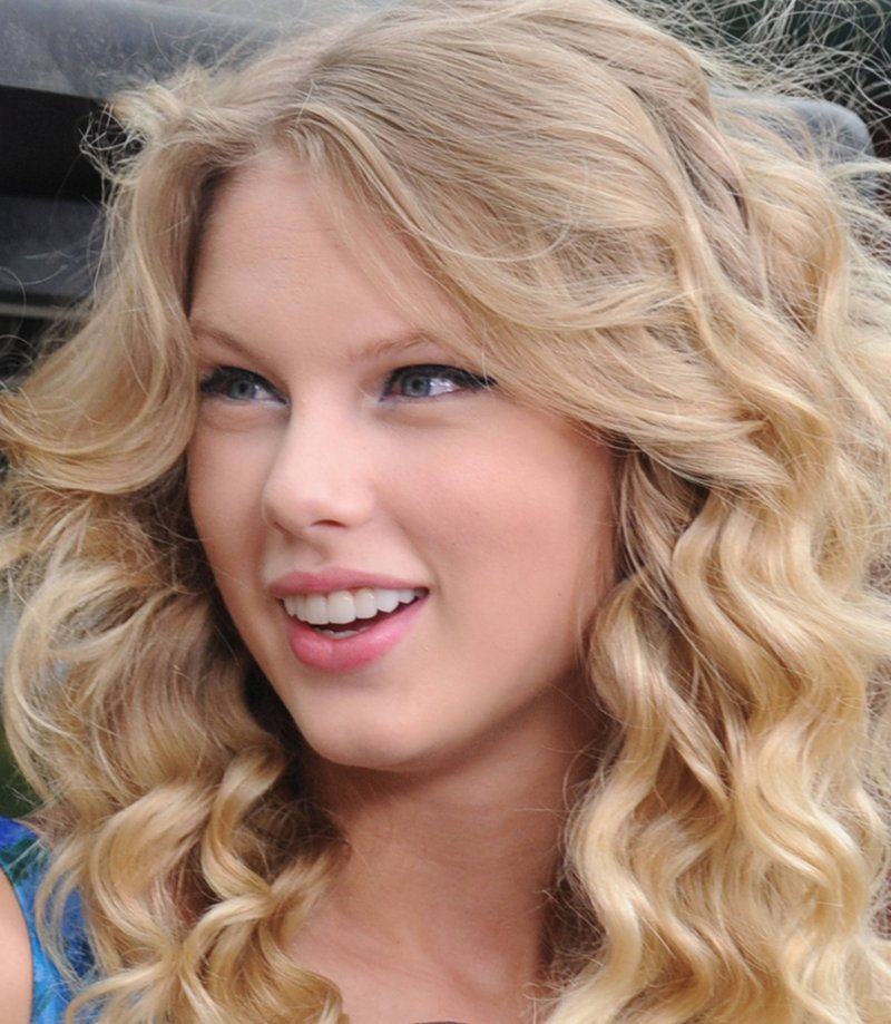 Taylor Swift — 17th Annual Country Thunder USA — photo 16