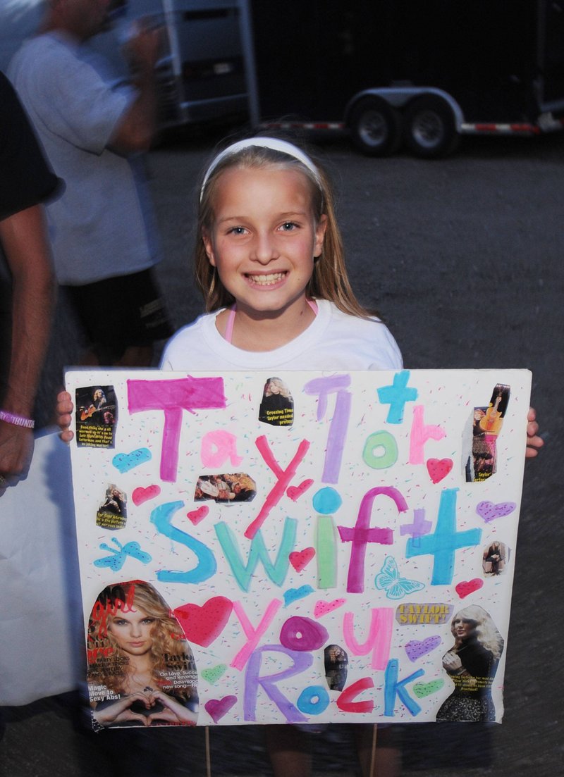 Taylor Swift — 17th Annual Country Thunder USA — photo 152