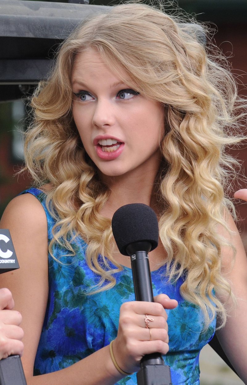 Taylor Swift — 17th Annual Country Thunder USA — photo 154