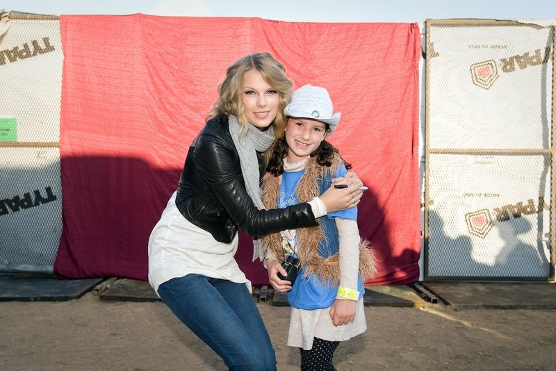 Taylor Swift — July 10 - Craven Country Jamboree — photo 14