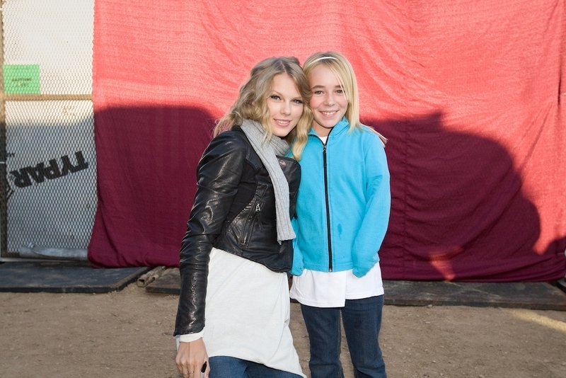 Taylor Swift — July 10 - Craven Country Jamboree — photo 22
