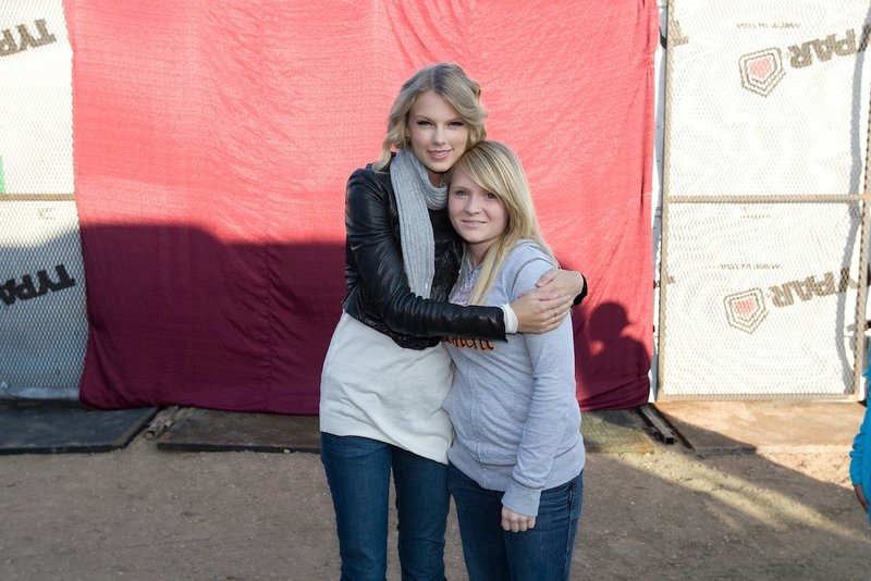 Taylor Swift — July 10 - Craven Country Jamboree — photo 27