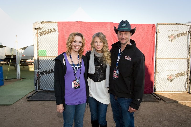 Taylor Swift — July 10 - Craven Country Jamboree — photo 31