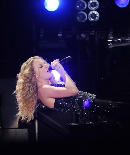 Taylor Swift — June 14 - CMA Music Festival — photo 24