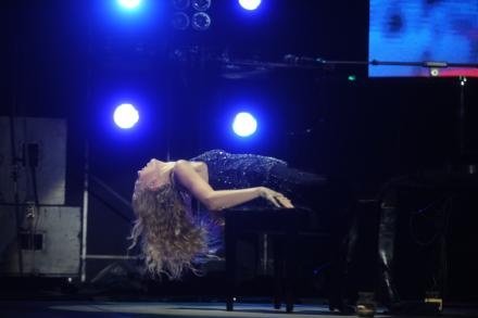 Taylor Swift — June 14 - CMA Music Festival — photo 37