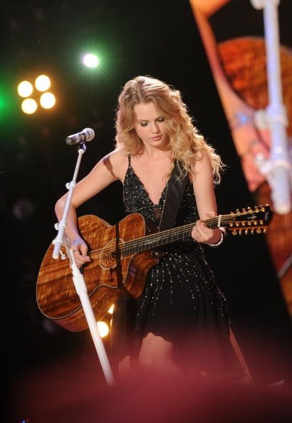 Taylor Swift — June 14 - CMA Music Festival — photo 52