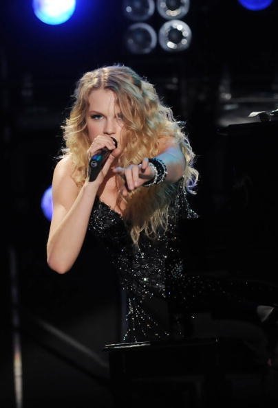 Taylor Swift — June 14 - CMA Music Festival — photo 115