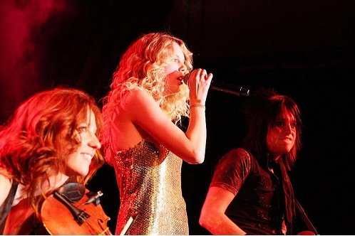 Taylor Swift — March 12 - The Factory Theatre in Sydney, Australia — photo 13