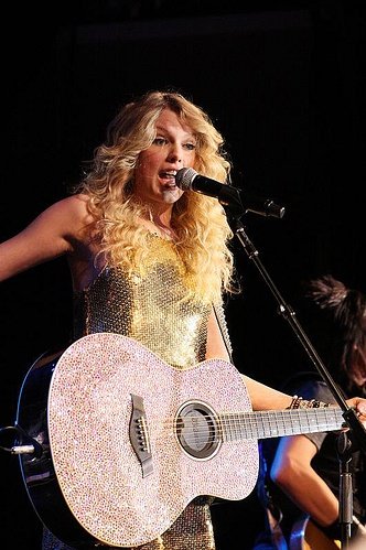 Taylor Swift — March 12 - The Factory Theatre in Sydney, Australia — photo 19