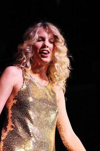 Taylor Swift — March 12 - The Factory Theatre in Sydney, Australia — photo 26