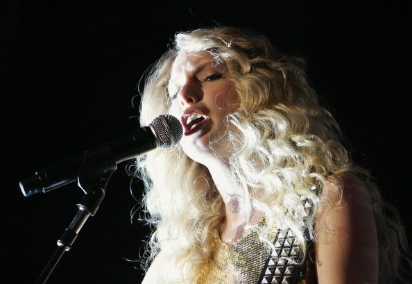 Taylor Swift — March 12 - The Factory Theatre in Sydney, Australia — photo 60