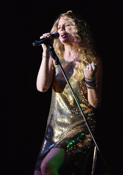 Taylor Swift — March 12 - The Factory Theatre in Sydney, Australia — photo 67