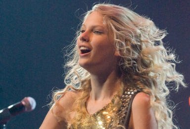 Taylor Swift — March 20 - Houston Livestock Show & Rodeo — photo 6