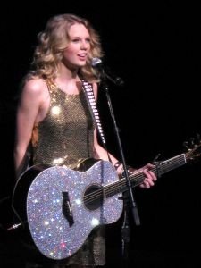 Taylor Swift — @ SA Rodeo,  AT&T center — photo 13