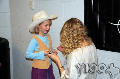 Taylor Swift — @ SA Rodeo,  AT&T center — photo 53
