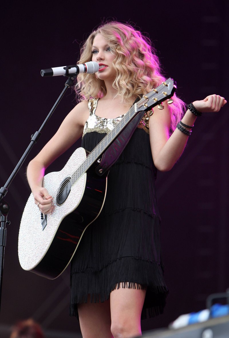 Taylor Swift — 2009 V Music Festival — photo 37