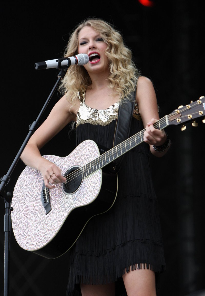Taylor Swift — 2009 V Music Festival — photo 38