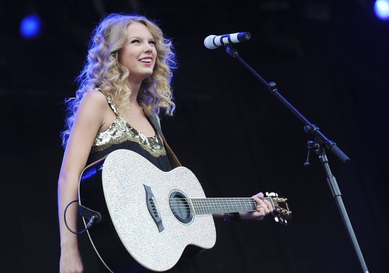 Taylor Swift — 2009 V Music Festival — photo 54