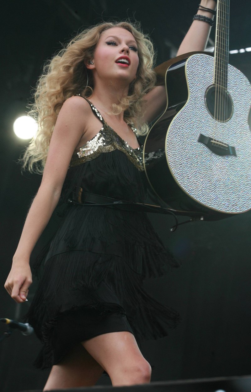 Taylor Swift — 2009 V Music Festival — photo 55