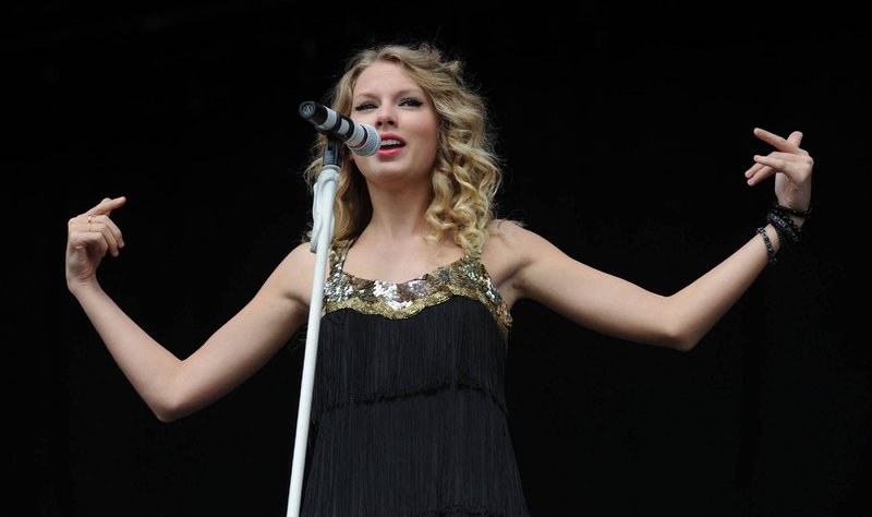 Taylor Swift — 2009 V Music Festival — photo 56