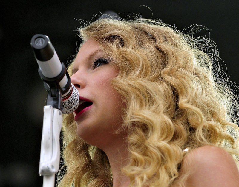 Taylor Swift — 2009 V Music Festival — photo 72