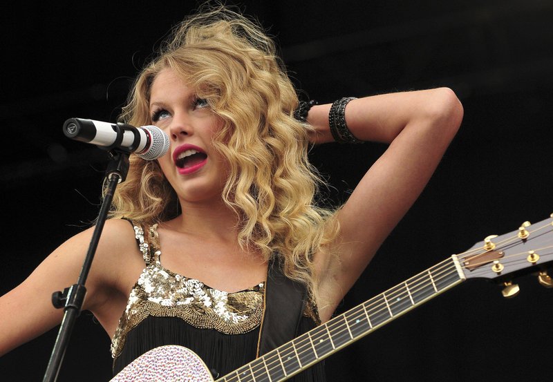 Taylor Swift — 2009 V Music Festival — photo 73