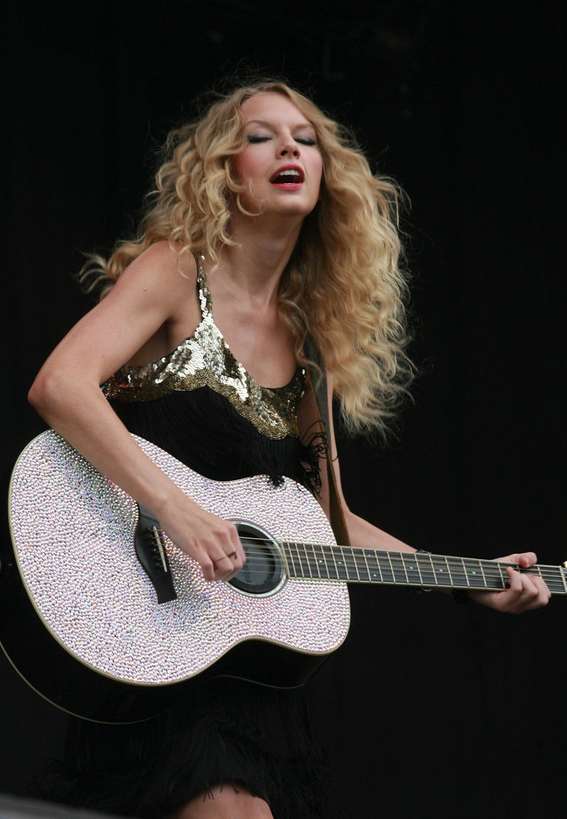 Taylor Swift — 2009 V Music Festival — photo 77