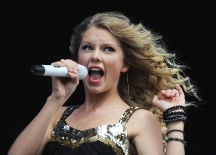 Taylor Swift — 2009 V Music Festival — photo 89